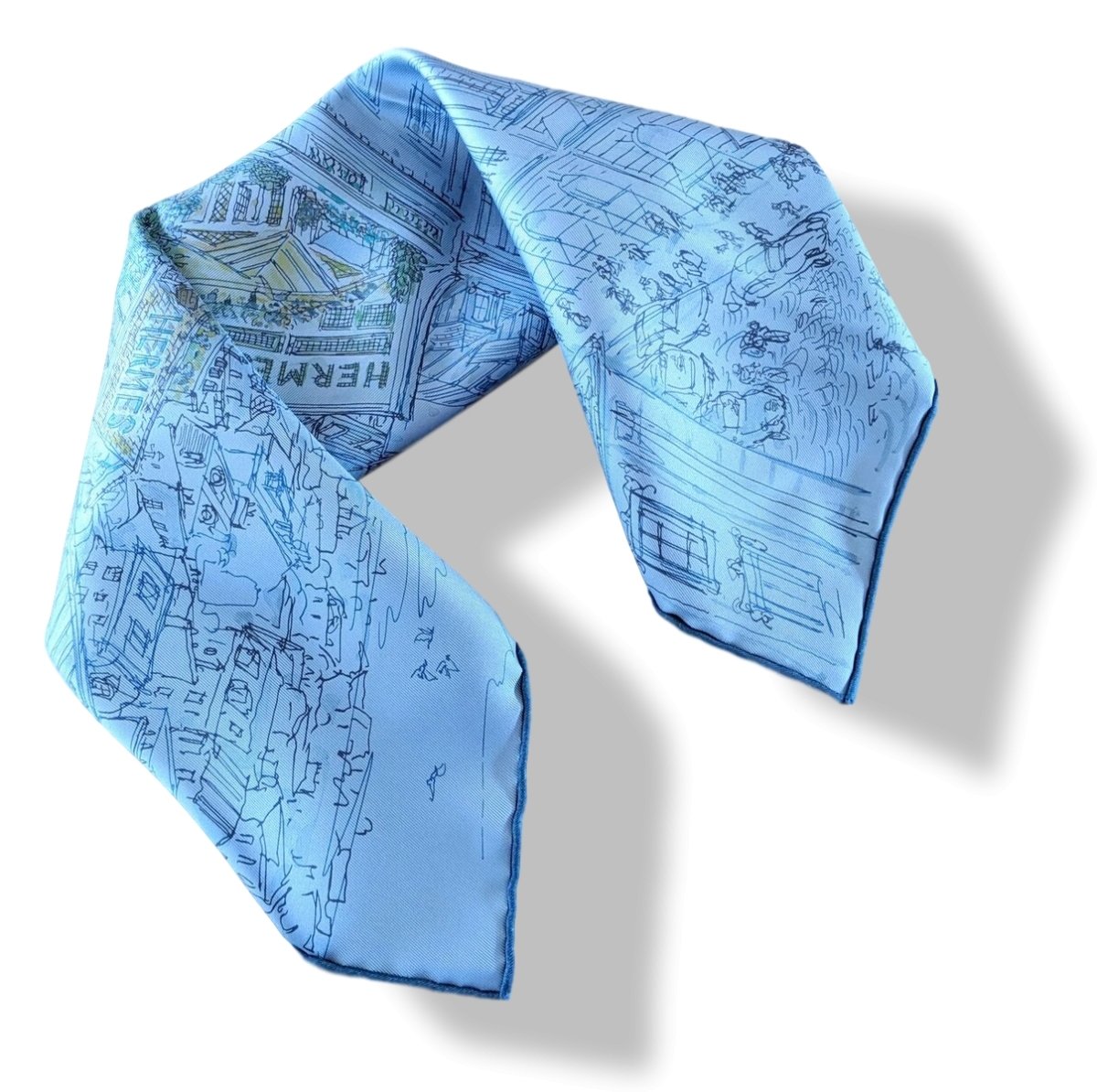 Hermes 2019 Bleu Azur/Bleu Jeans UN JARDIN SUR LE TOIT Gavroche Twill Carre 45 CM, BNEW!