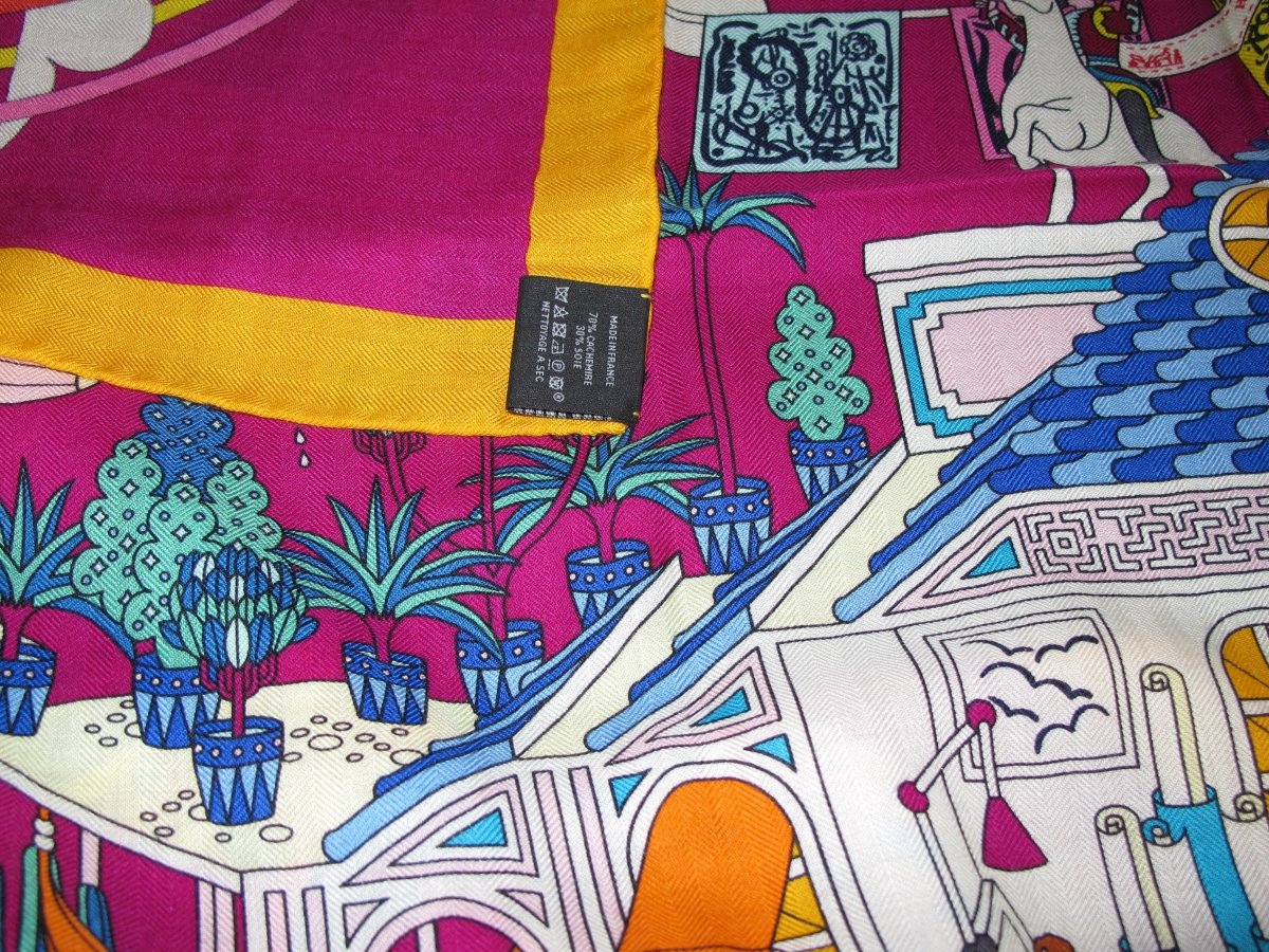 Hermes 2019 Orange Fuschia La Maison des Carres Cashmere Shawl 140, New!