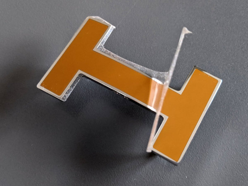 Hermes [66] Caramel Ochre Lacquered Enamel & Palladium QUIZZ Belt Buckle H 32 mm, New with Pochette! - poupishop