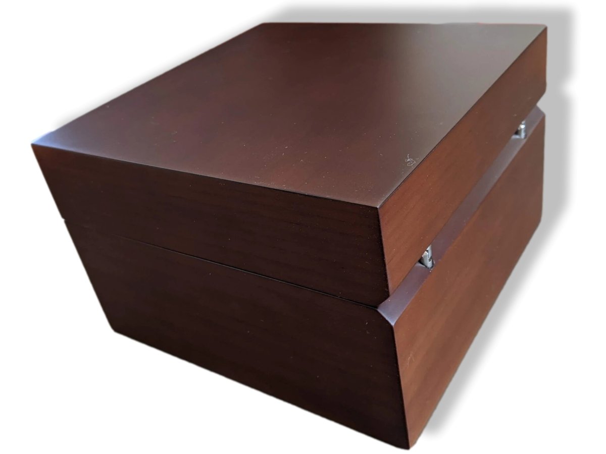 Hermes B01 Luxurious Precious Mahogany Wood Watch Box, Impressive Model, New!