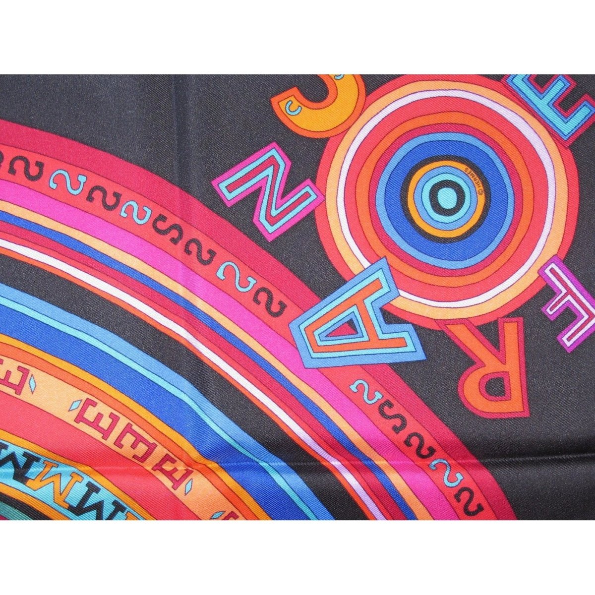 Hermes Black Tohu Bohu by Claudia Sthulhofer-Mayr Twill Silk Scarf 90cm, New! - poupishop