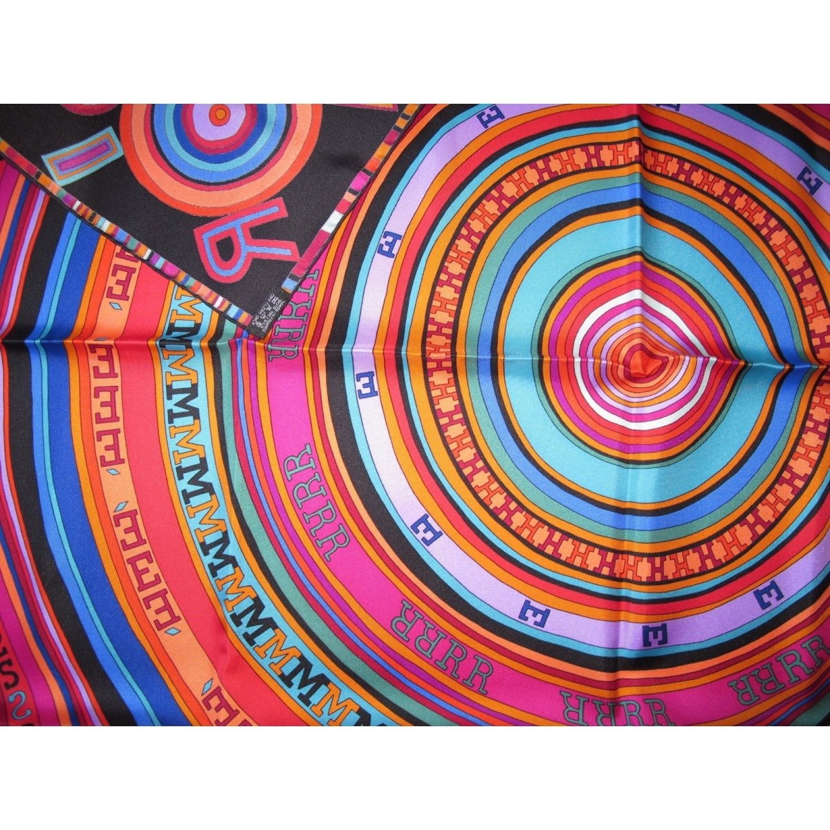 Hermes Black Tohu Bohu by Claudia Sthulhofer-Mayr Twill Silk Scarf 90cm, New! - poupishop