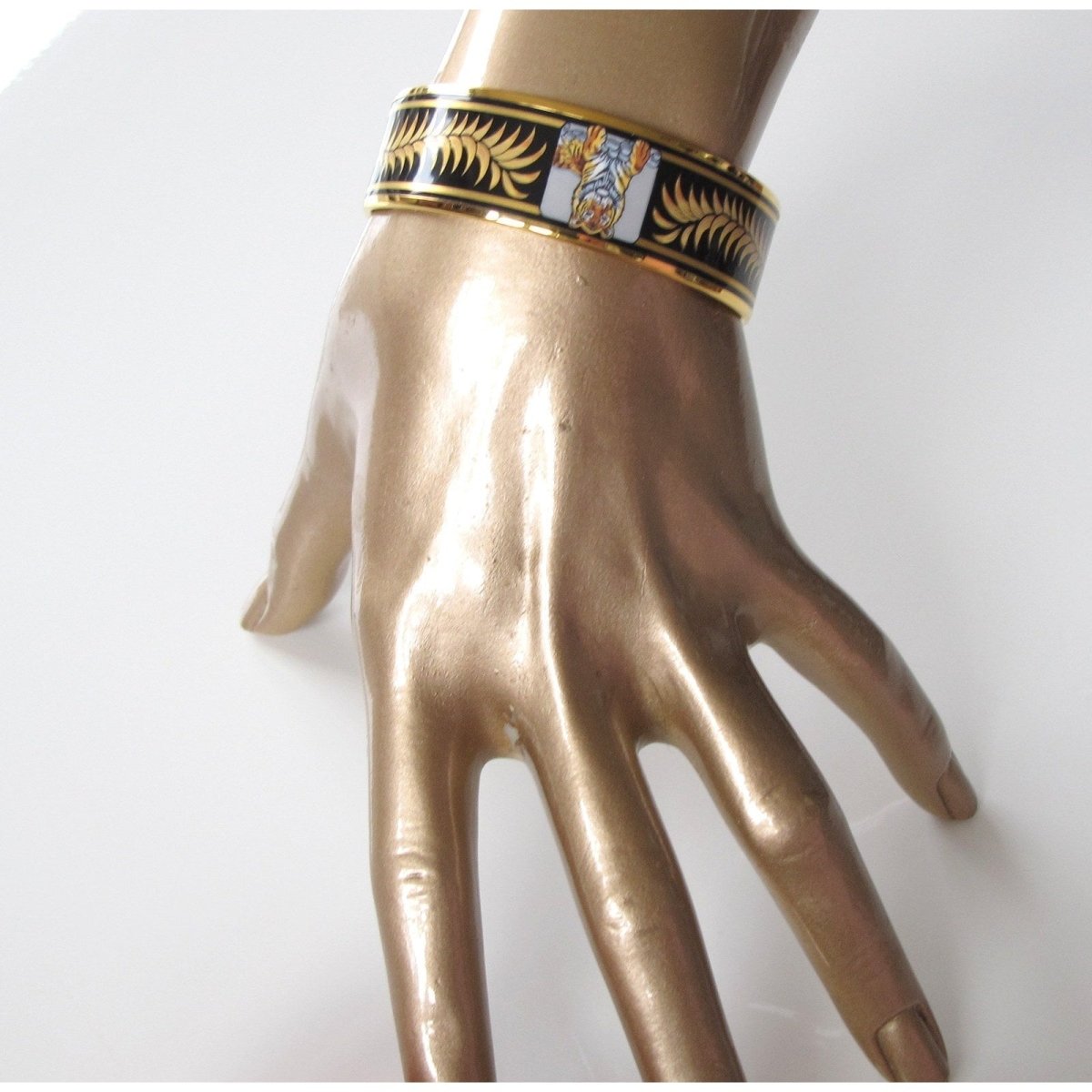 Hermes Black/Grey Enamel Gold Trim Tigre Royal Wide Bangle Bracelet 65, NIB! - poupishop