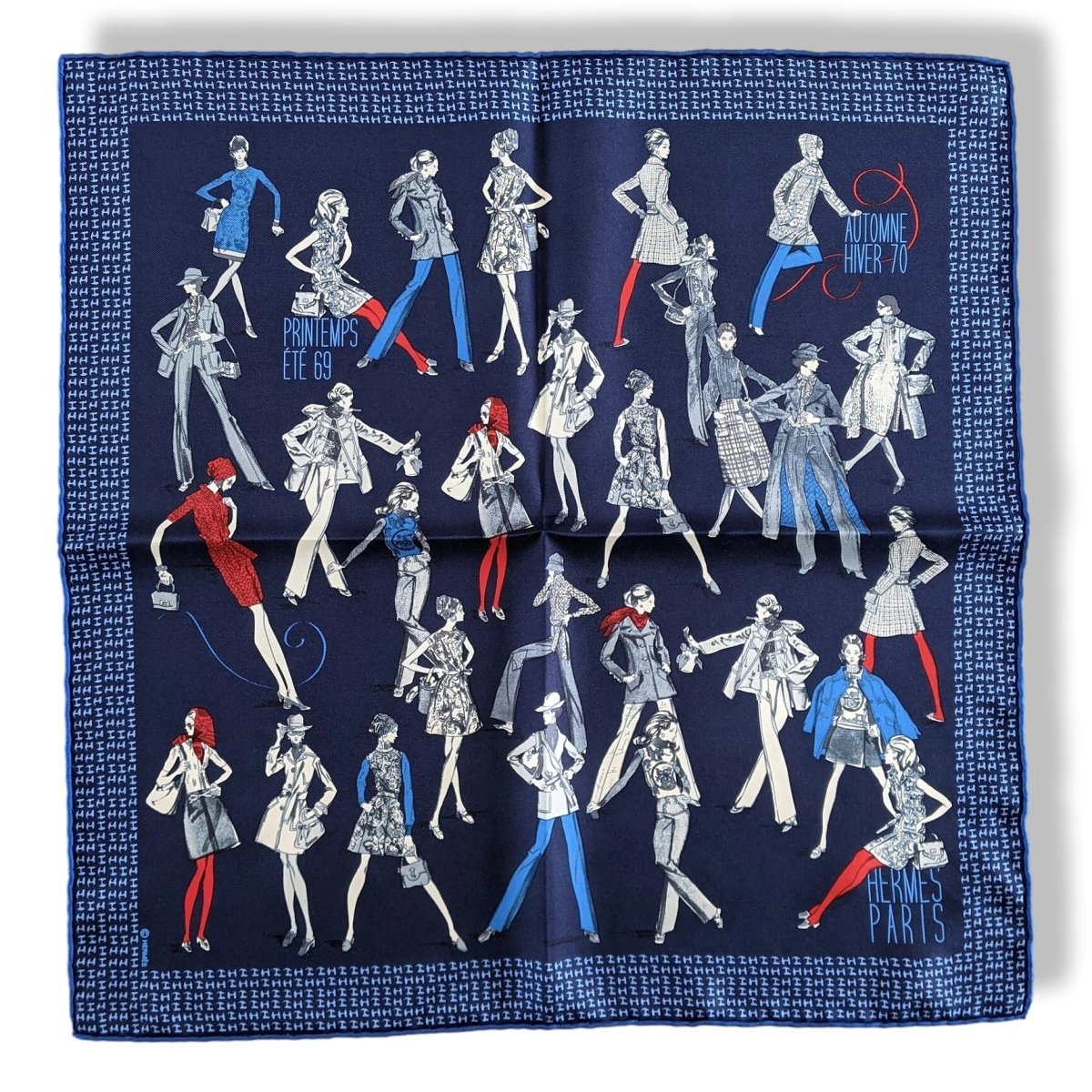 Hermes Blue Printemps Ete 69 - Automne Hiver 70 Gavroche 45 cm, NIB! - poupishop