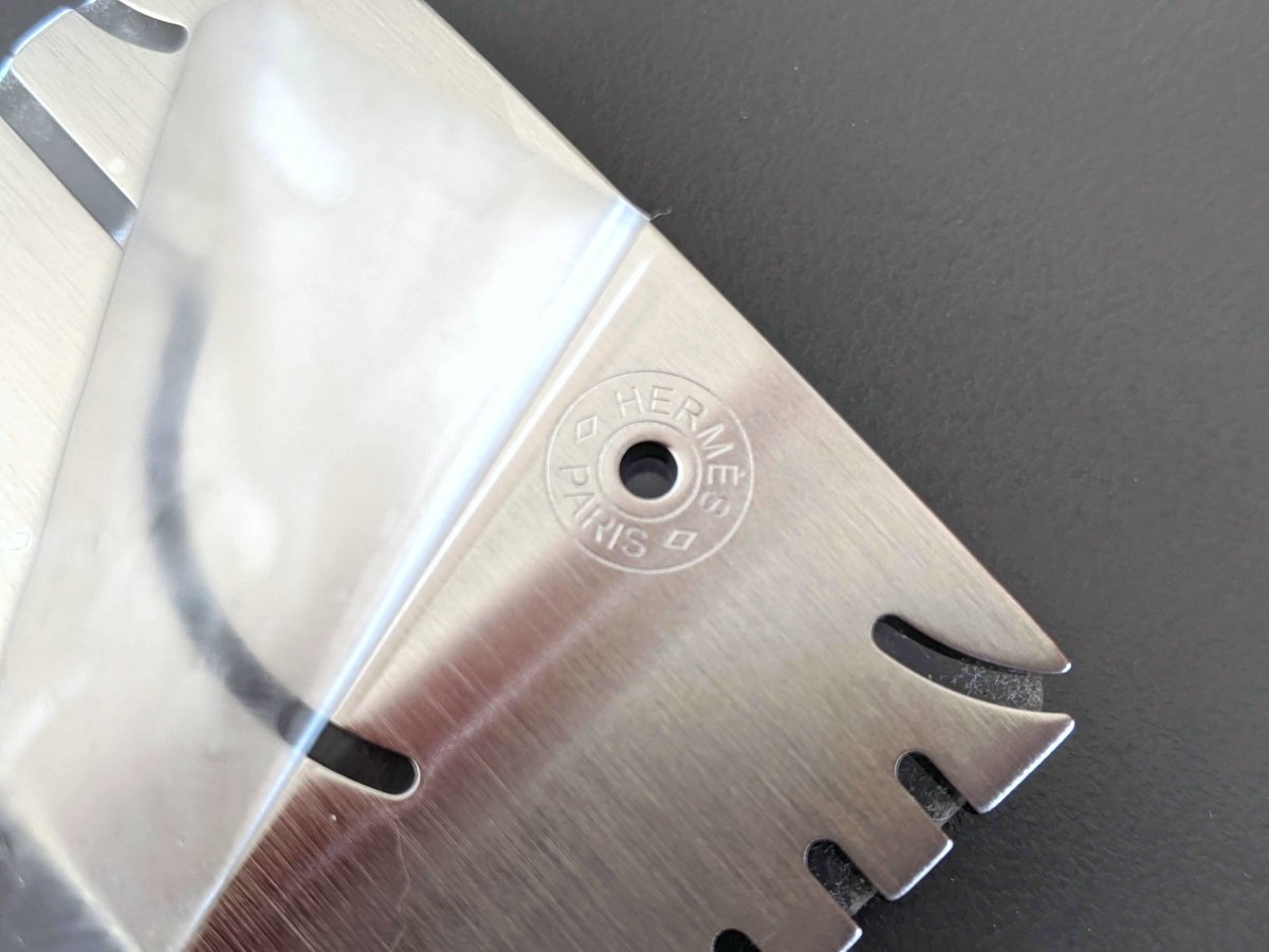 Hermes Brushed Silver Horse Head KLAY Buckle 32 mm Rare, New in Pochette! - poupishop
