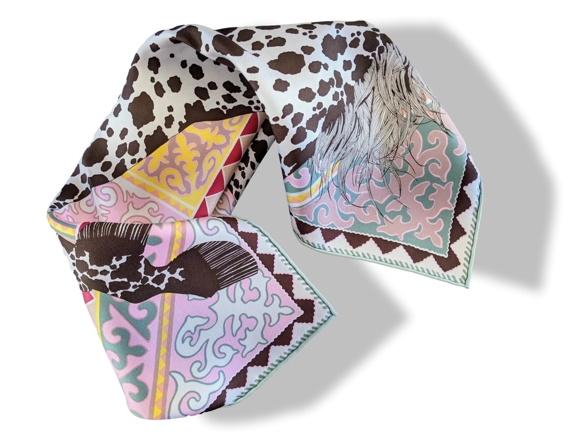 Hermes cw02 Blanc/Marron/Rose APPALOOSA DES STEPPES by Alice Shirley Pocket Scarf Gavroche 45 cm, BNWT! - poupishop
