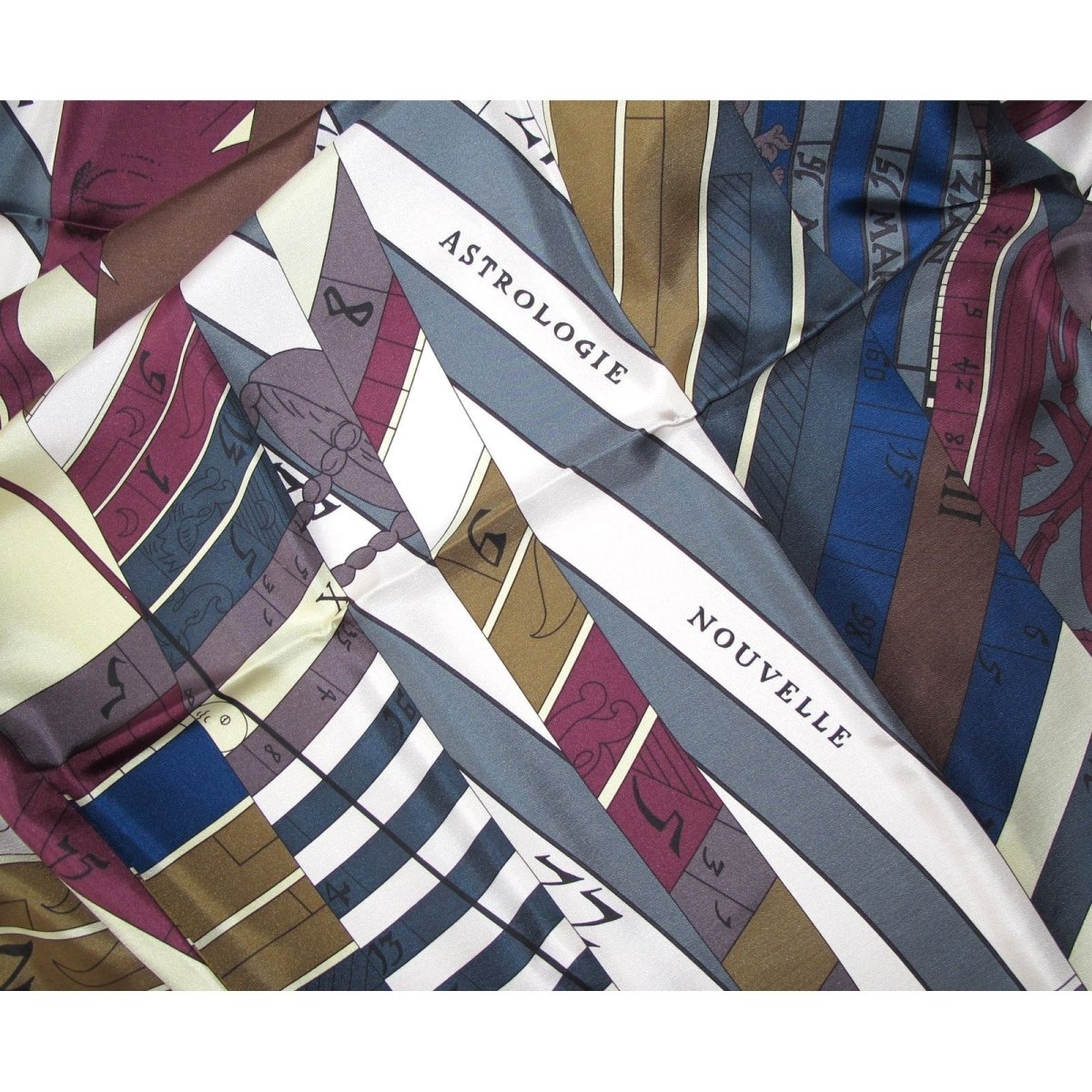 Hermes cw07 Ardoise Aubergine Astrologie Nouvelle Twill Light 140, NWT! - poupishop