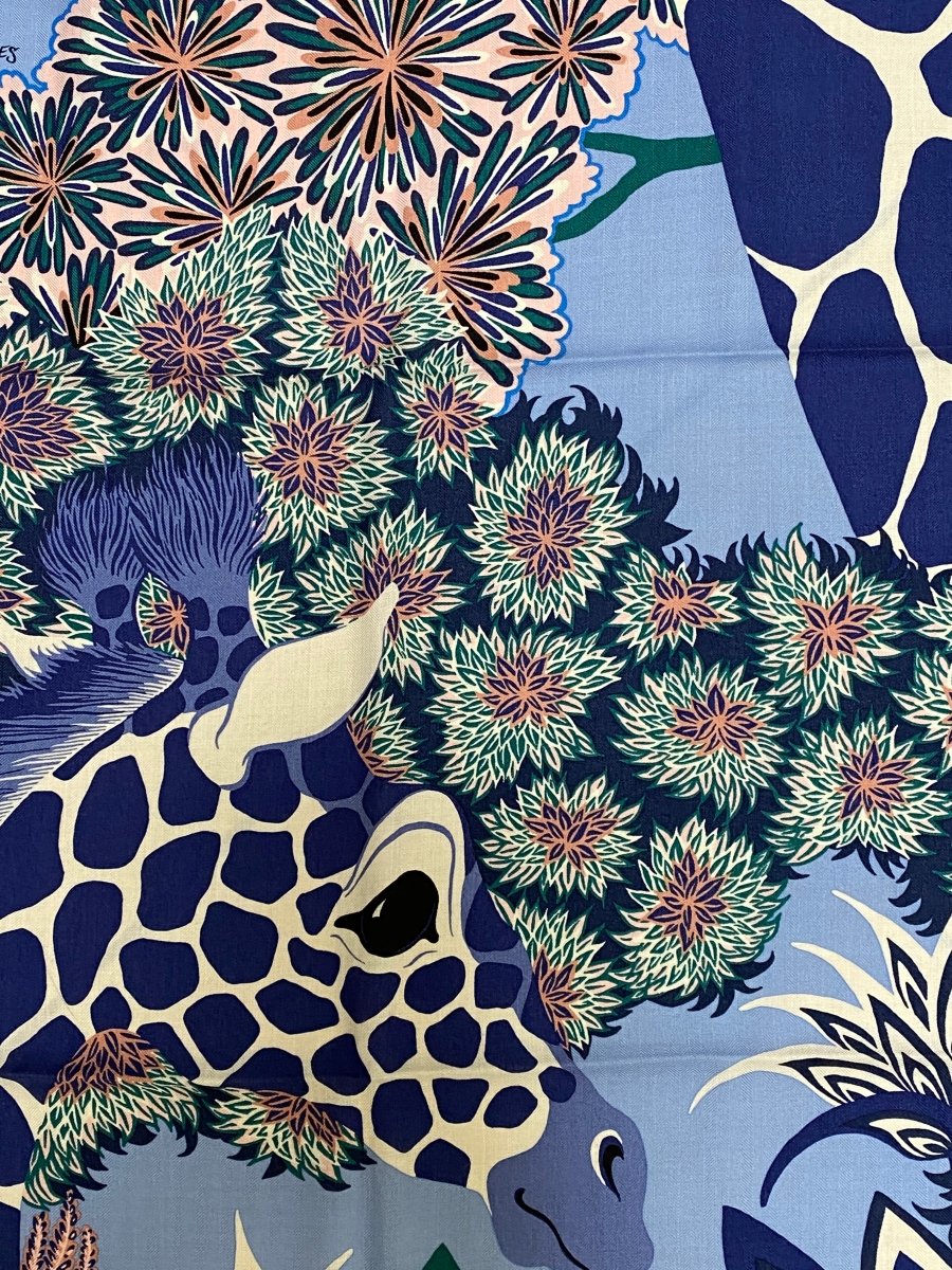 Hermes cw08 Lavande/Indigo/Vert Girafes THE THREE GRACES by Alice Shirley Cashmere Shawl 140, BNWTIB! - poupishop