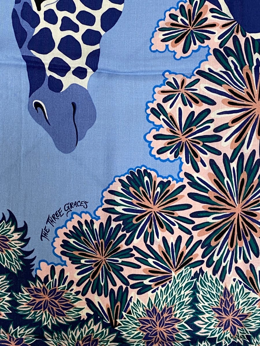 Hermes cw08 Lavande/Indigo/Vert Girafes THE THREE GRACES by Alice Shirley Cashmere Shawl 140, BNWTIB! - poupishop