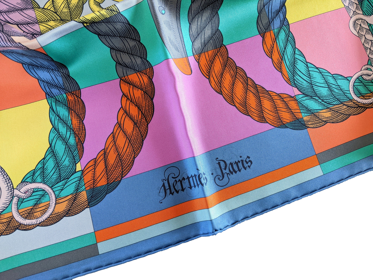 Hermes Vert/Jaune Vif/Mauve "Della Cavalleria Favolosa" by Virginie Jamin Double Face Carre Twill 90 cm