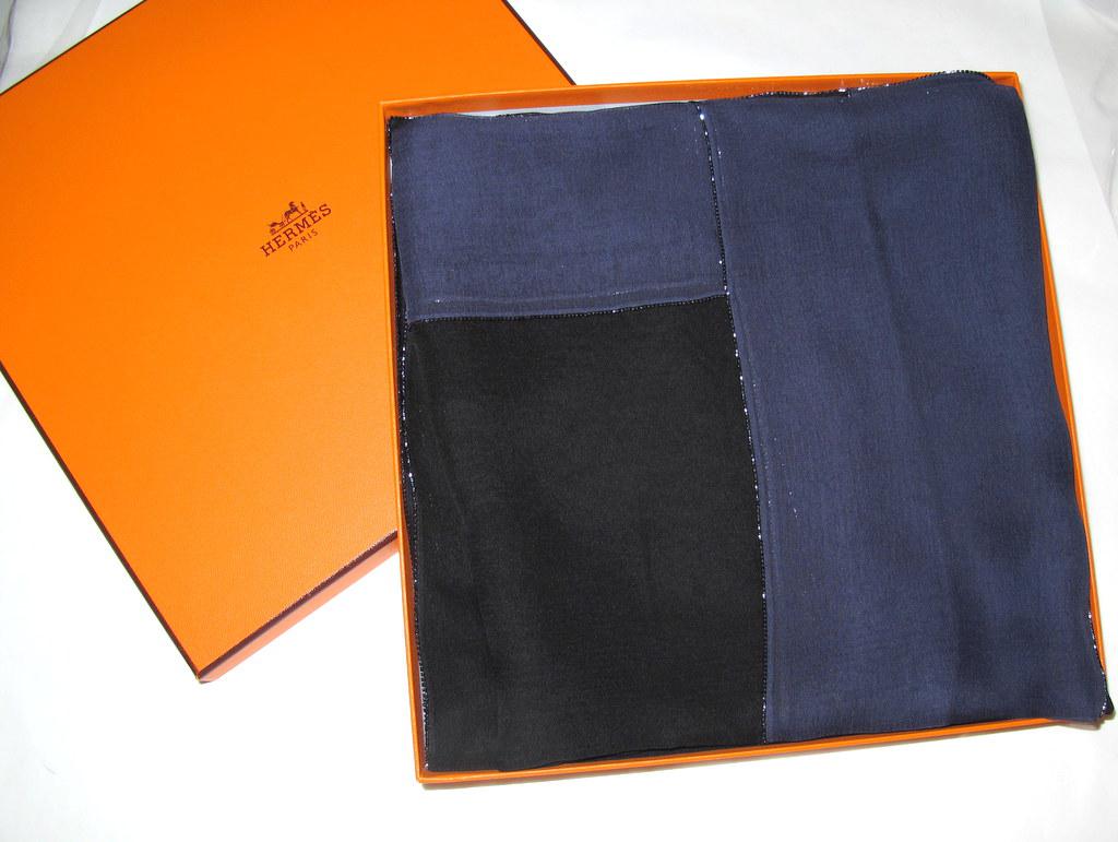 Hermes Exceptional Black Ink H comme Hermès Shiny Double Mousseline 90cm, Box! - poupishop