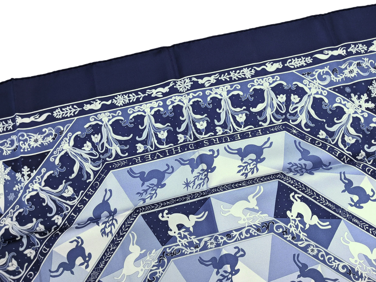 Hermes 2007 Marine/Blanc "Fleurs d'Hiver" by Sandra Laroche Twill 90cm