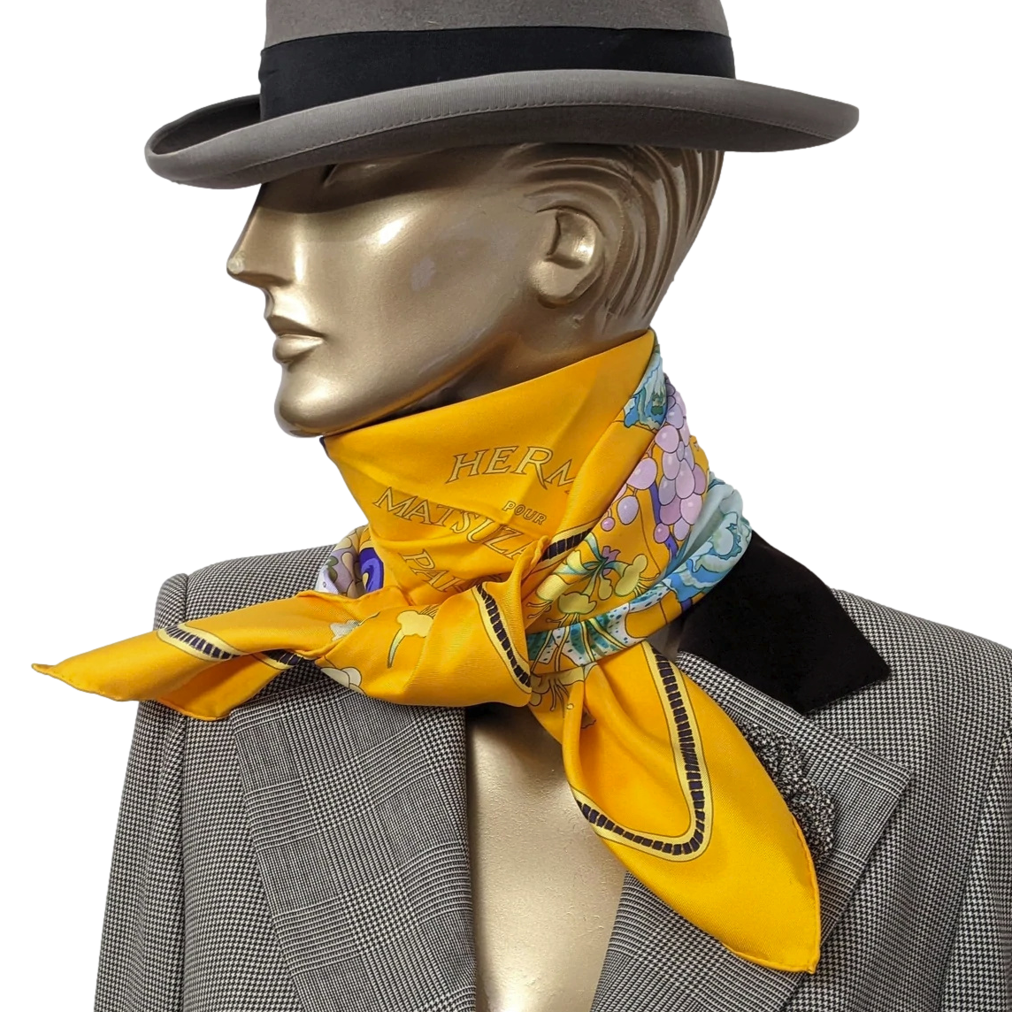 Hermes 1996 Special Issue Dpt Store Ginza "Fleurs & Raisins Matsuzakaya" by Christiane Vauzelles Twill Sacrf 90cm