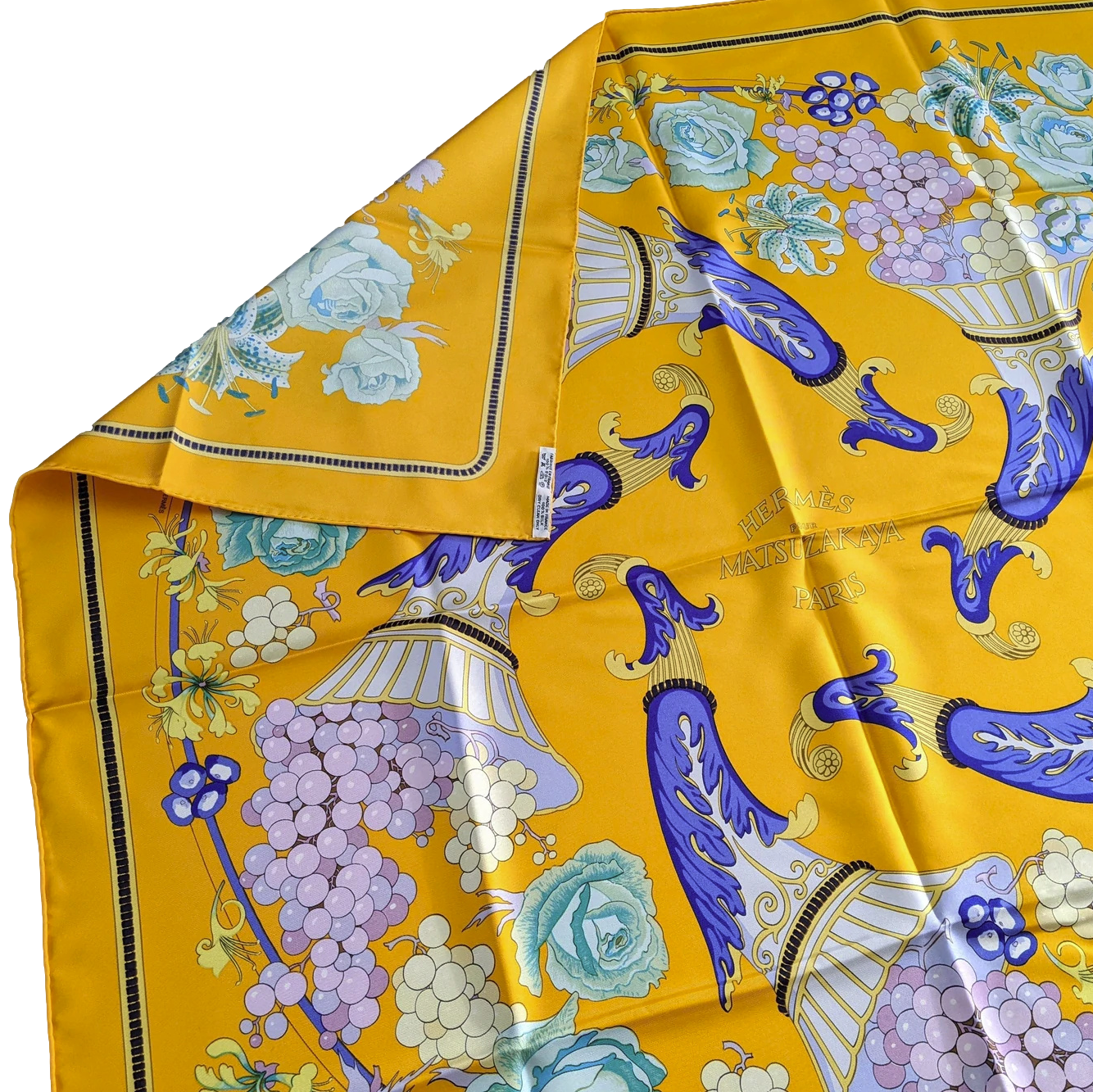 Hermes 1996 Special Issue Dpt Store Ginza "Fleurs & Raisins Matsuzakaya" by Christiane Vauzelles Twill Sacrf 90cm