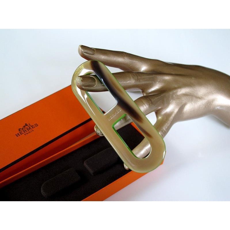 Hermes Green Glossy Lacquer Horn Scarf Ring Pendant Bag Charm, NIB - poupishop