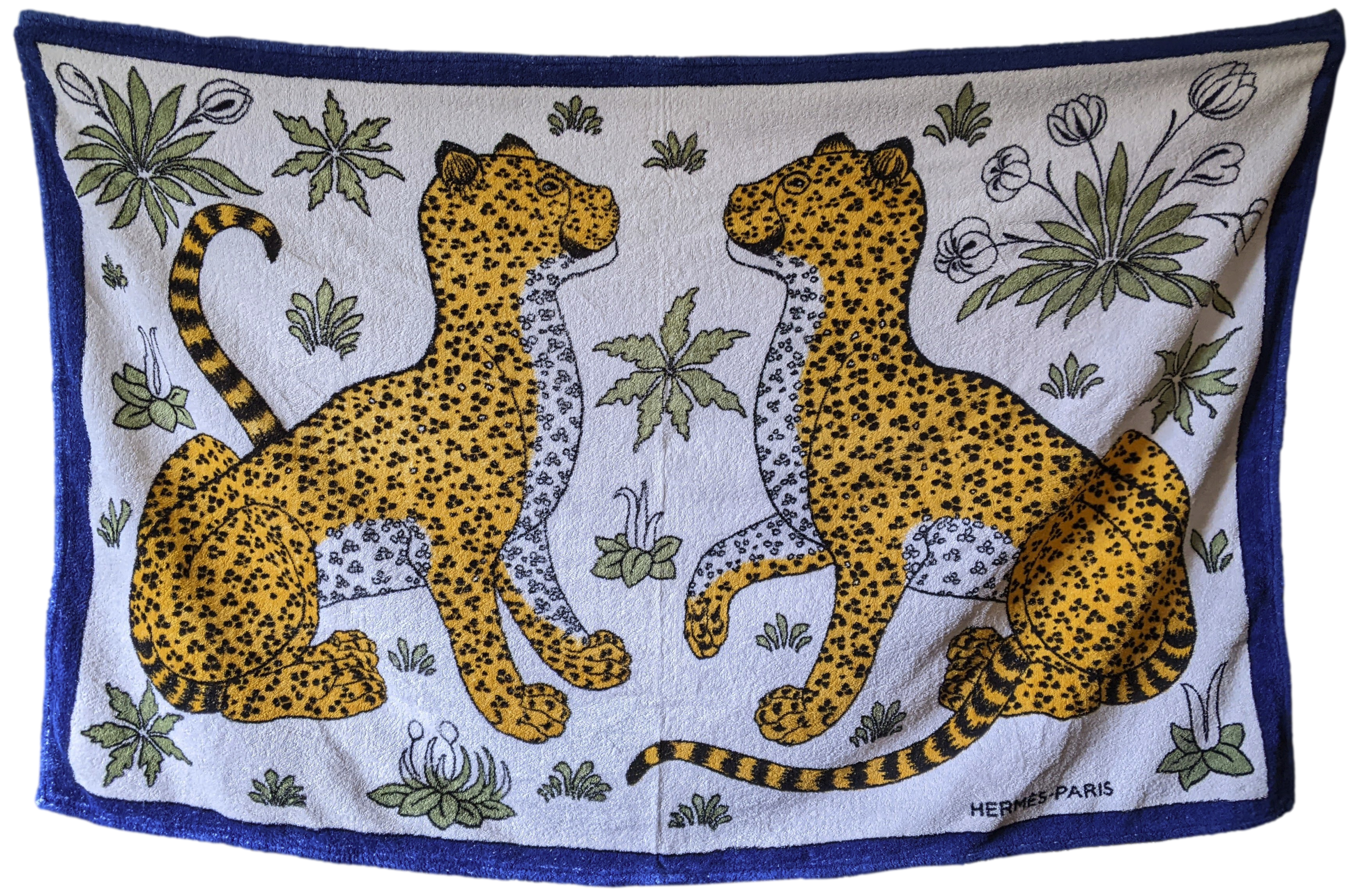 Produits Hermes (1) Blanc/Bleu Vintage "Leopards" Tapis de Plage Terry Beach Towel GM 90 x 150 cm