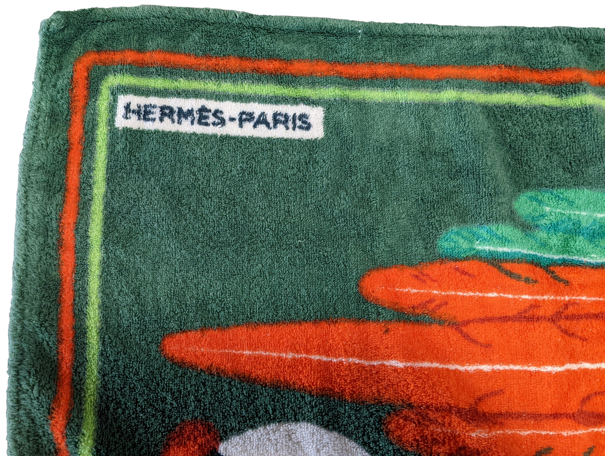 Hermes Vintage 90's Green/Orange "Les Perroquets" Terry Beach Towel 90 x 150 cm
