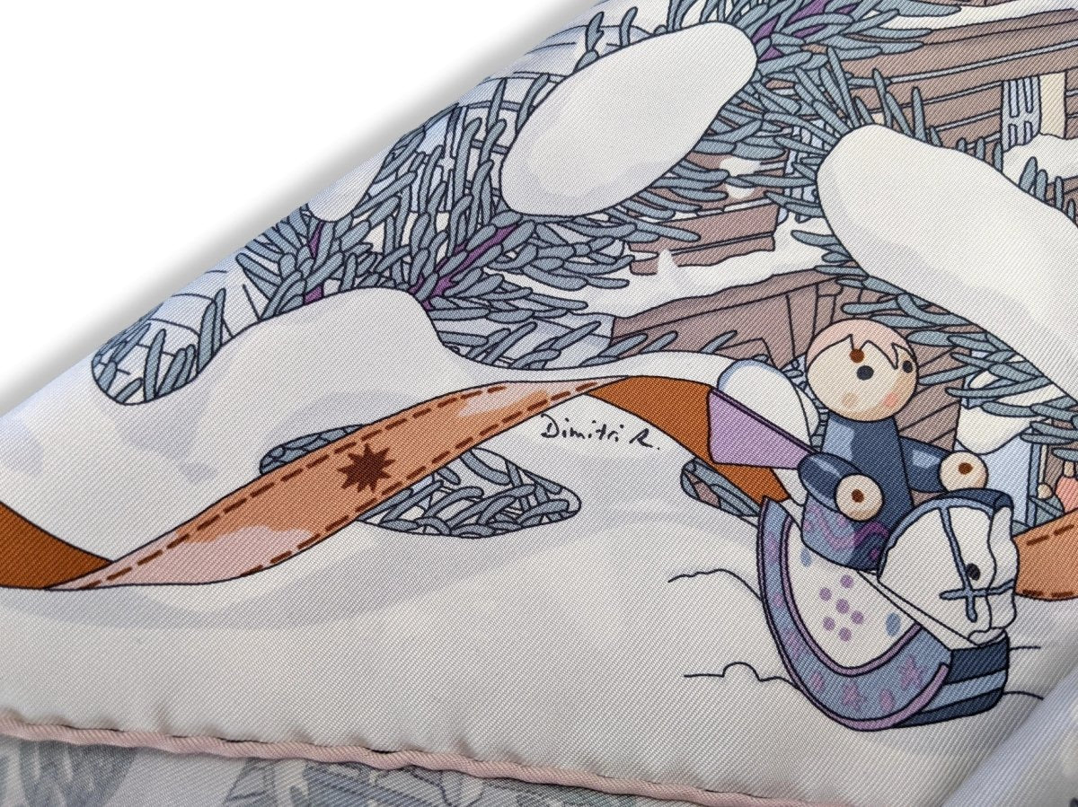 Hermes Light Pink, Pearl Grey Noel au 24 Faubourg Twill Gavroche 45 cm, Rare in Box! - poupishop