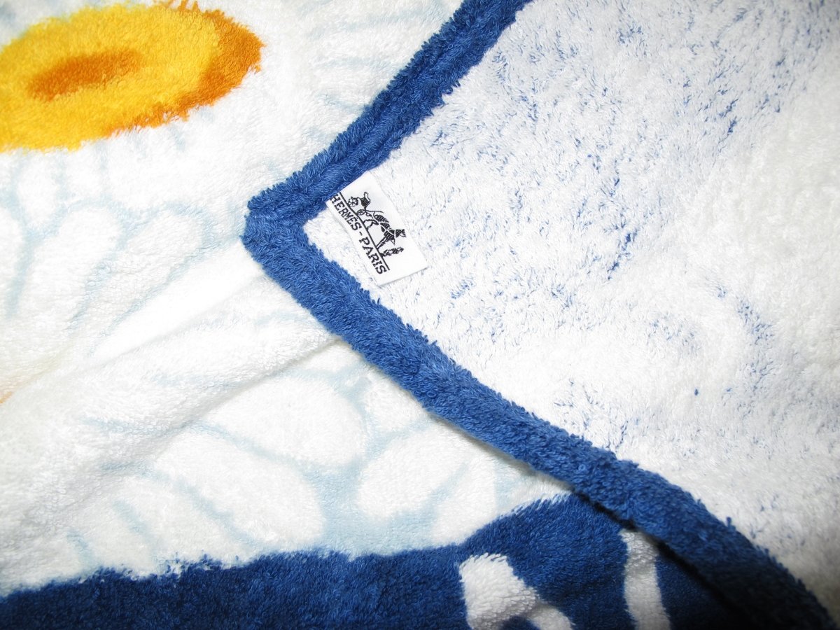 Hermes Marine/Blanc/Jaune Special Issue CENT ANS GAUMONT Tapis de Plage Terry Beach Towel 150 x 90cm cm - poupishop