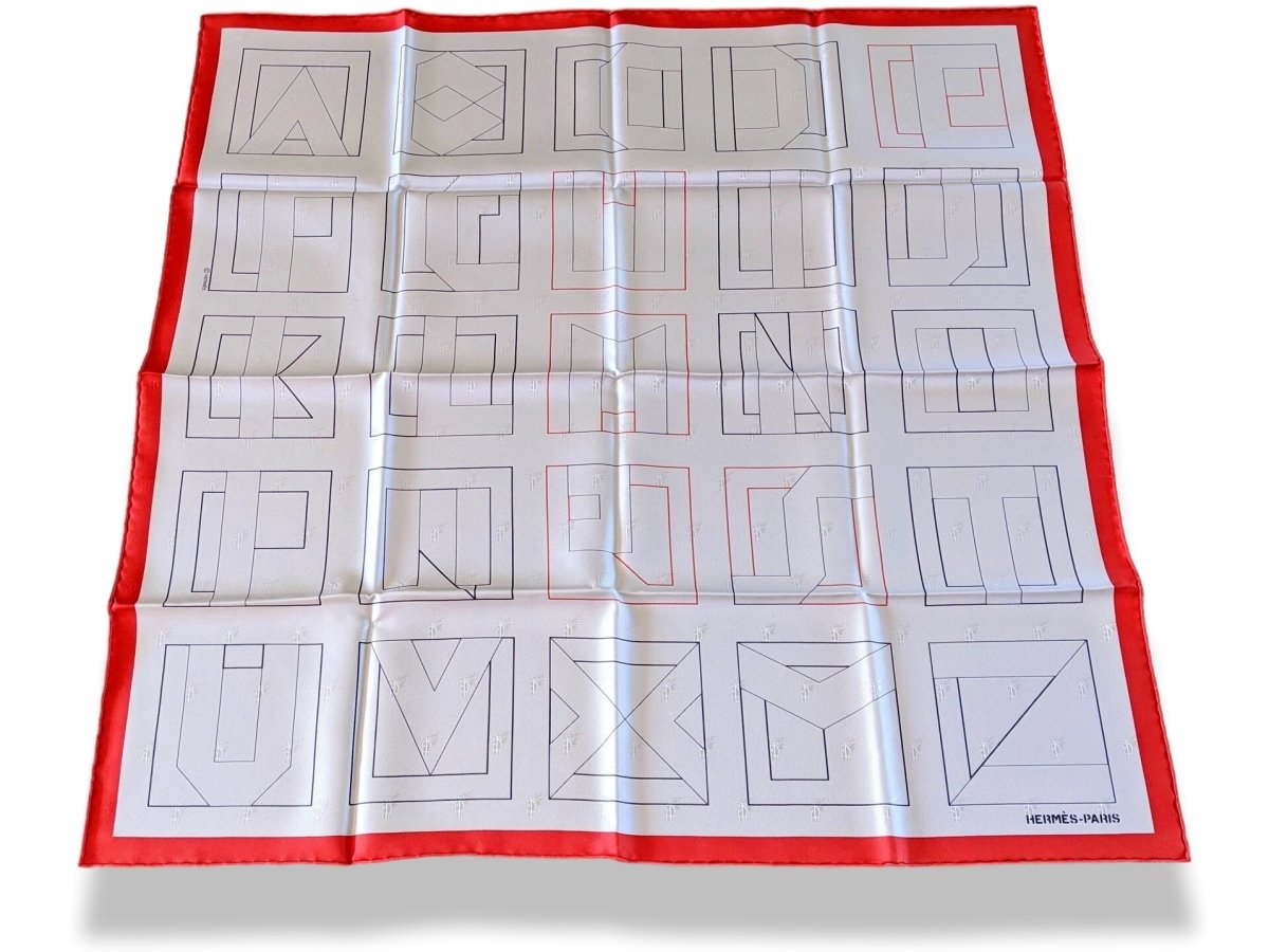 Hermes Mastic/Red ALPHABET FINESSE Jacquard Horse Head Twill Silk Scarf 70 cm, New! - poupishop