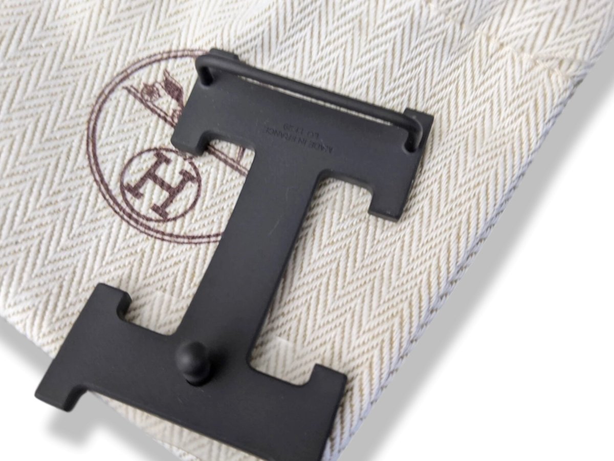 Hermes Matt Black/Noir Mat Buckle of Belt H 32 mm, BNIB with Plastic protection! - poupishop