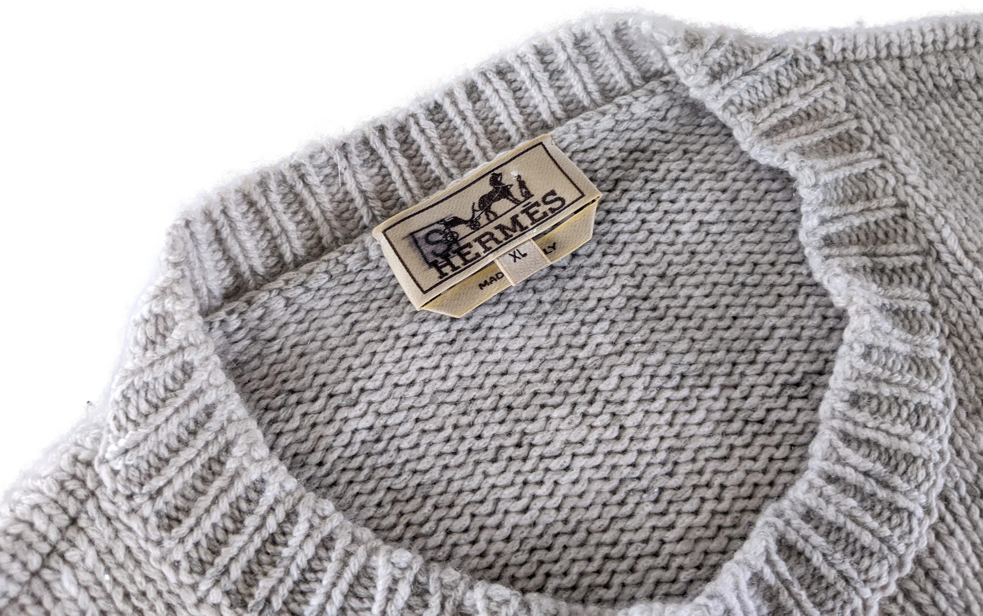 Hermes Men's Gris Clair 100% Cashmere Classic Round Neck Sweater, SzXL