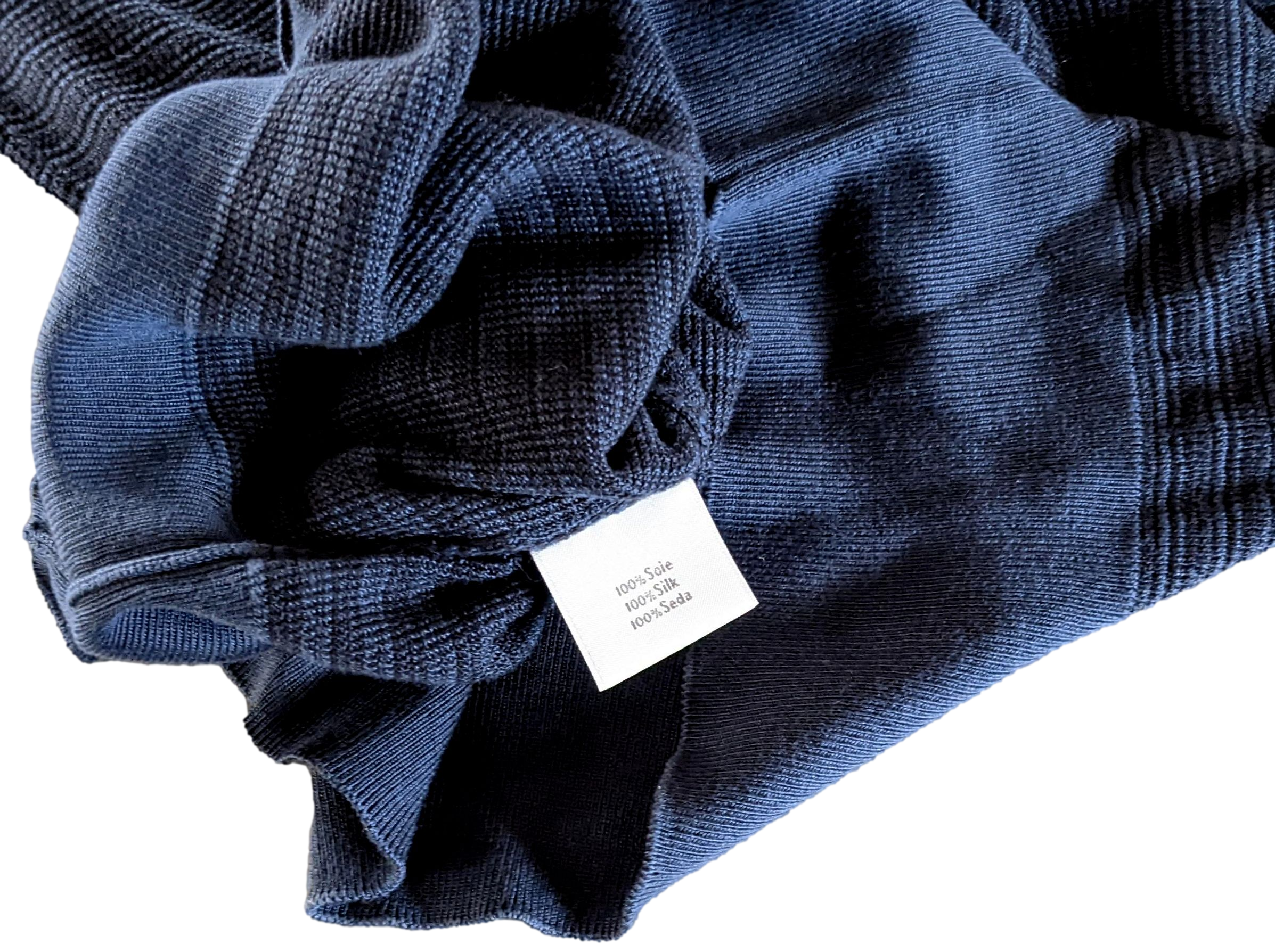 Hermes Men's Marine 100% Silk Classic Round Neck Sweater
