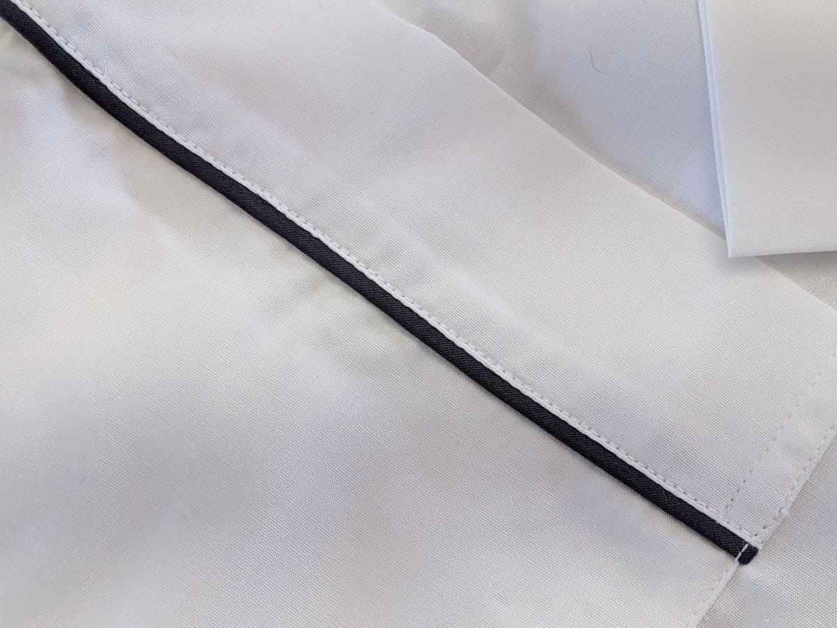 Hermes Men's Blanc/Blanc/Marine Popeline de Coton Pajamas with Embroidered Travel Pochette, BNEW! - poupishop