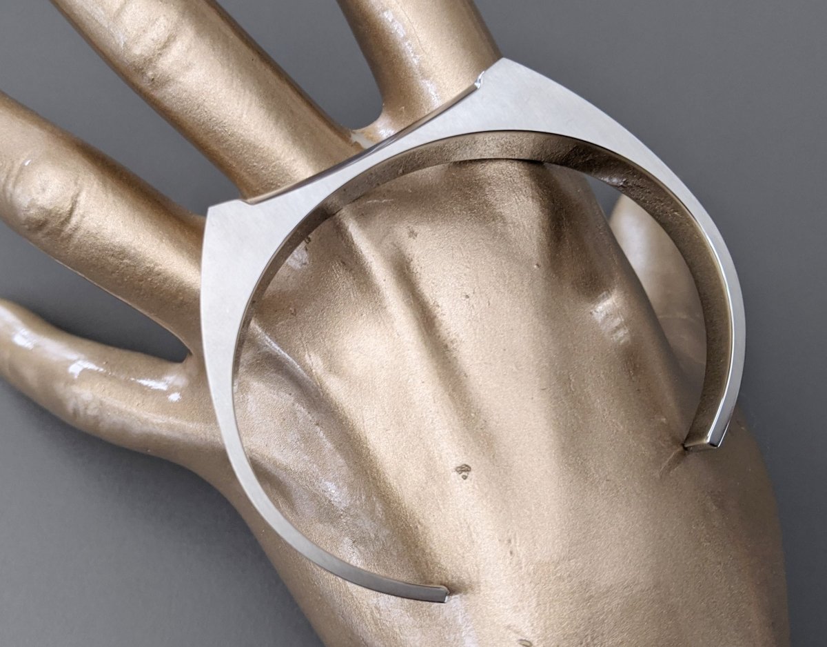 Hermes Men's Brushed Mat and Shiny Silver Cuff Bracelet T5, New in Pochette! - poupishop