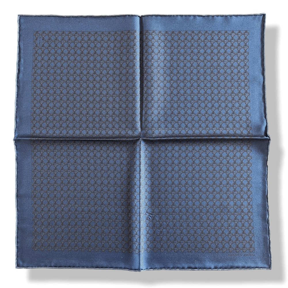 Hermes Men's Pochette Navy/Reglisse CINQUANTE NEUF Twill Pocket Square Scarf 45cm, BNWT! - poupishop