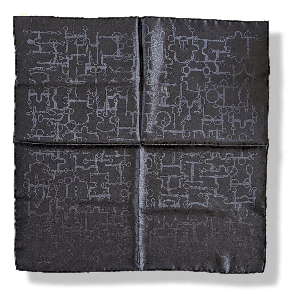 Hermes Men's Pochette Pongee Black COLLECTION EQUESTRE Jacquard Silk Pocket Carre 45cm, BNWT! - poupishop