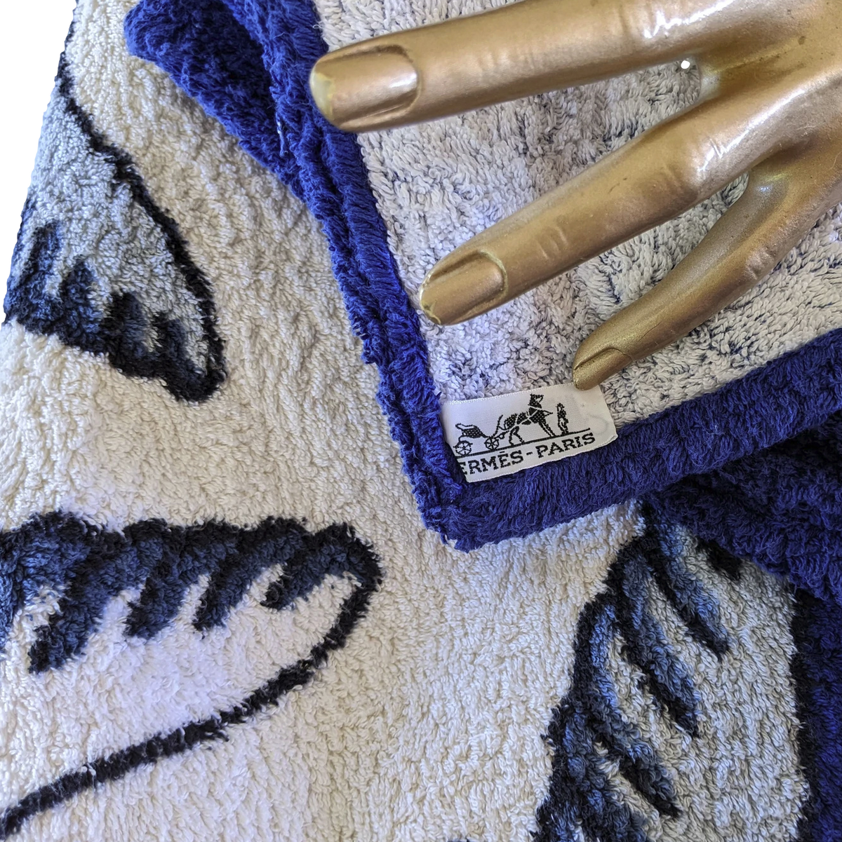 Hermes Marine/Blanc " Mouettes" Terry Beach Towel 150 x 90 cm
