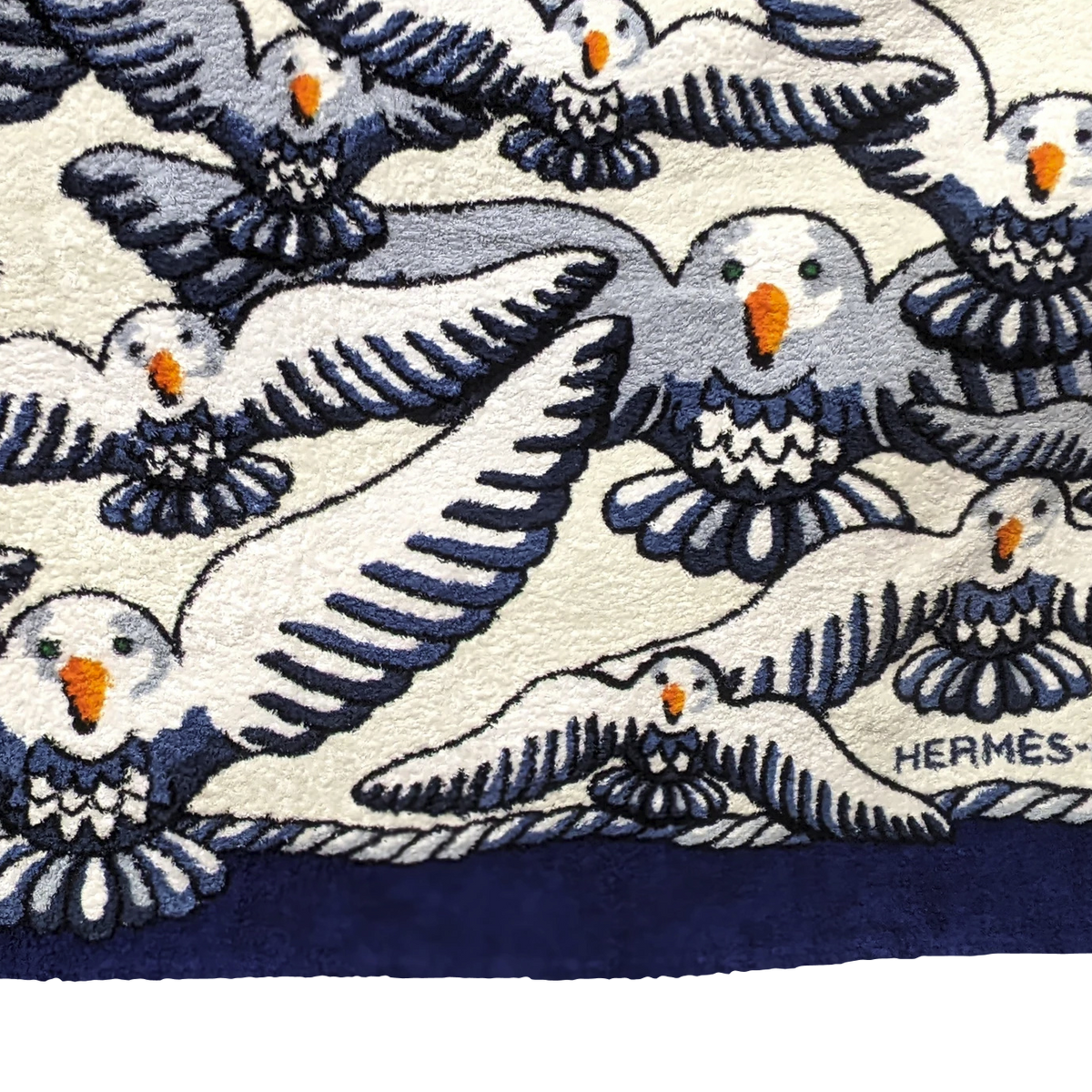 Hermes Marine/Blanc " Mouettes" Terry Beach Towel 150 x 90 cm