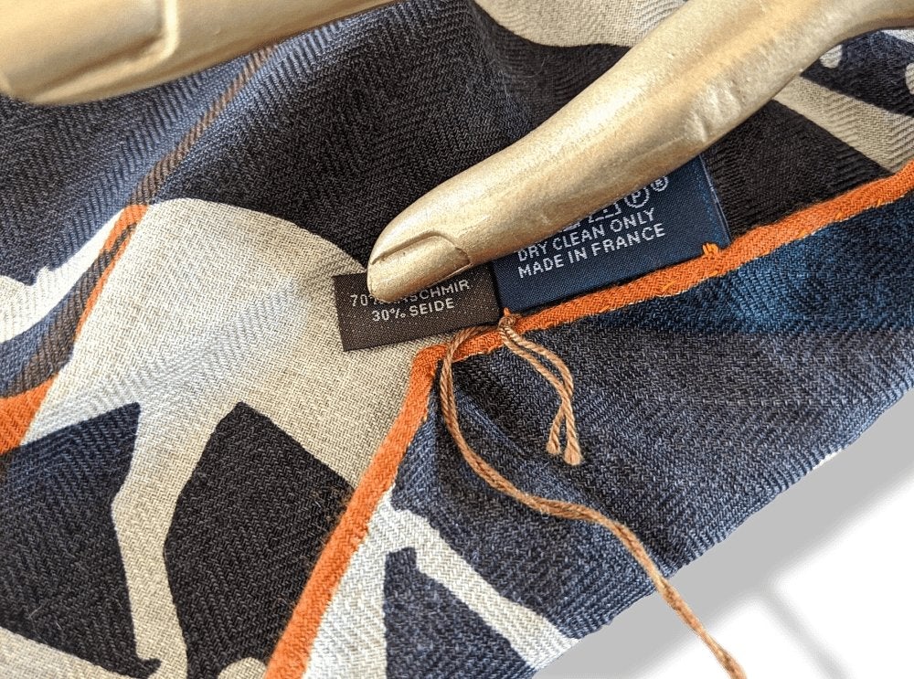 Hermes Natural/Black/Blue/Orange Cashmere SEQUENCES IMPRIMEUR FOU LOSANGE GM, Men Collection, BNIB! - poupishop