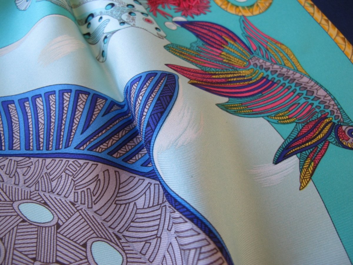 Hermes Navy Turquoise Grands Fonds by Annie Faivre wit Blanc Matte Overlay Twill Silk 90cm,New! - poupishop