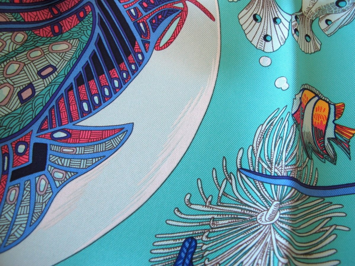 Hermes Navy Turquoise Grands Fonds by Annie Faivre wit Blanc Matte Overlay Twill Silk 90cm,New! - poupishop