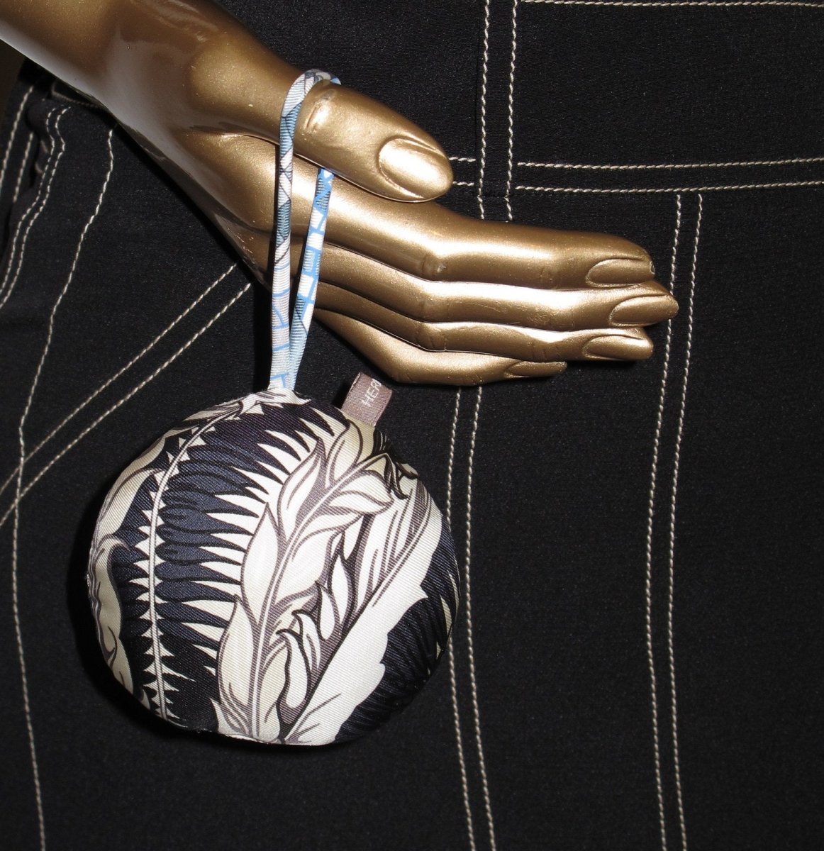 Hermes Night Blue White MYTHIQUES PHOENIX Big Petit H Printed Silk Bag Charm GM, NIB! - poupishop
