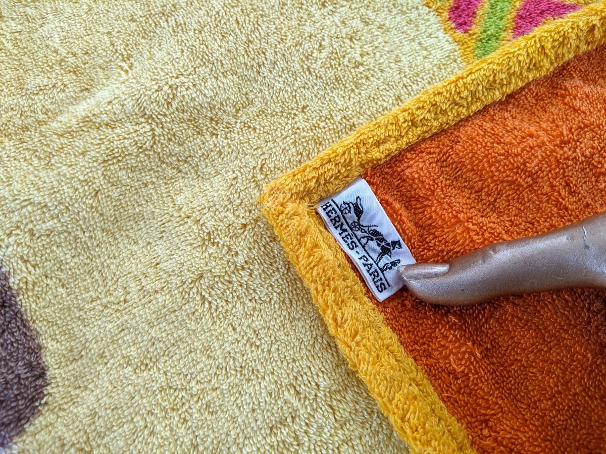 Hermes Orange/Yellow/Green CHEVAL Horse Tapis de Plage Terry Beach Towel 150 x 90cm cm - poupishop