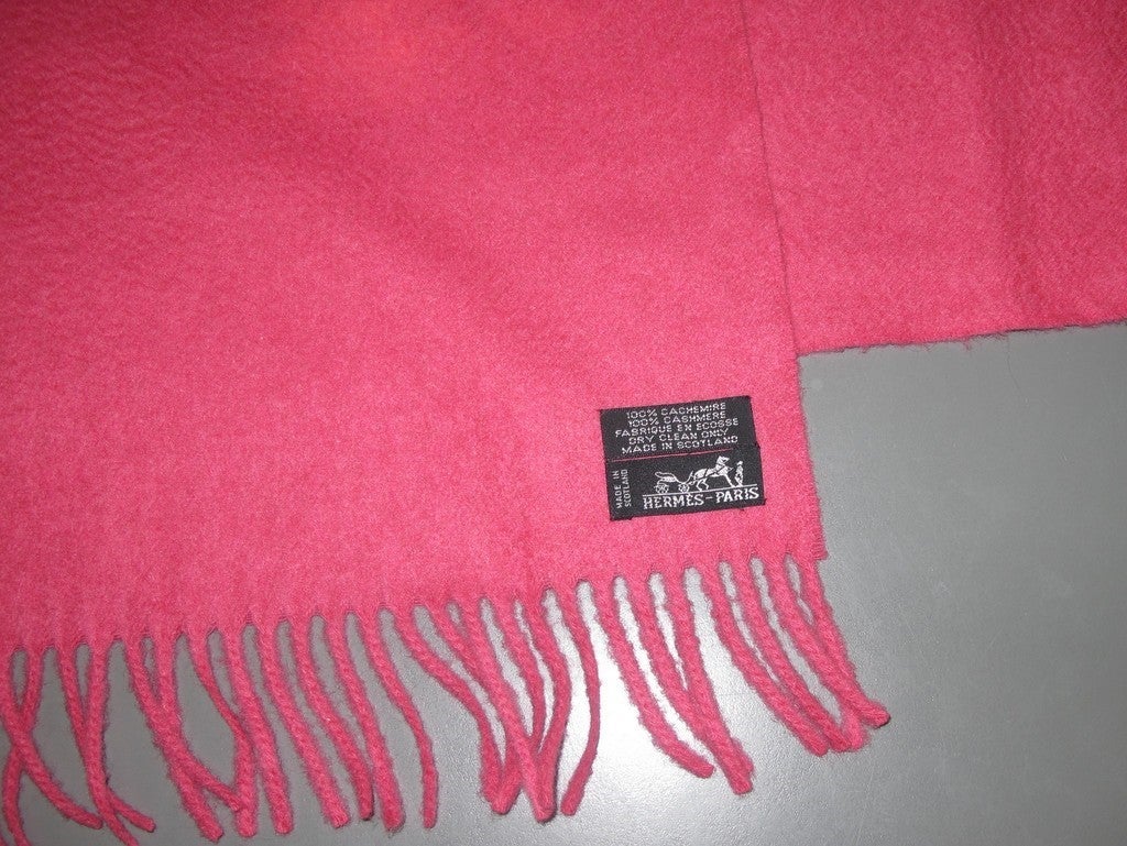 Hermes Rose Indien 100% Cashmere Fringed Stole GM, New! - poupishop
