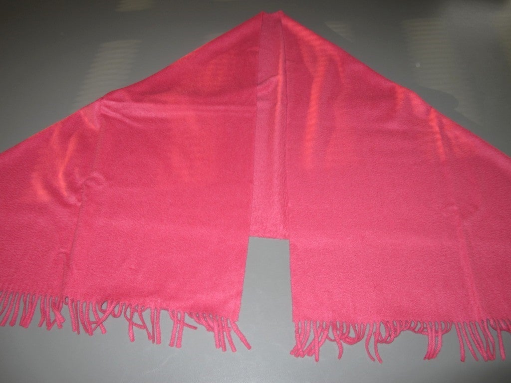Hermes Rose Indien 100% Cashmere Fringed Stole GM, New! - poupishop