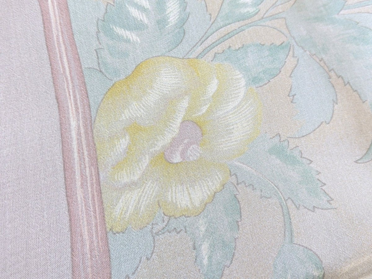 Hermes Rose Pale/Sable/Vert Jade The garden of Claude Monet GIVERNY Blanc Matt Overprint Mousseline 90cm x 90cm cm, NWT! - poupishop