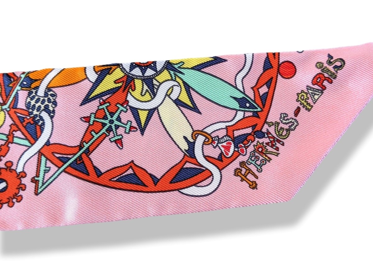 Hermes Rose/Malabar/Blanc LA FOLLE PARADE Twilly, BNWTIB! - poupishop
