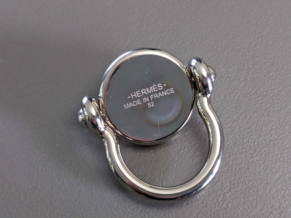 Hermes Shiny Palladium Movable Ring with a Black Poured Glass Stone, New! - poupishop