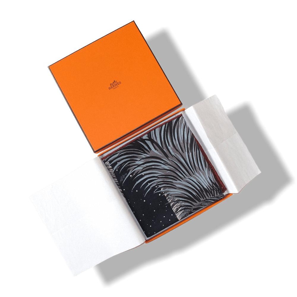 Hermes Special Issue VIP by Alice Shirley AWOOOOO Cashmere 70 cm, Rare, NIB! - poupishop