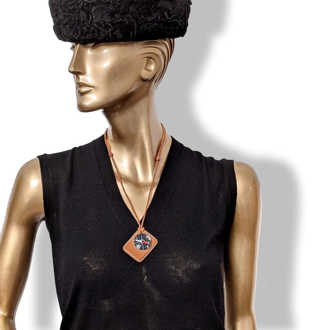Hermes Special Ltd Issue Barenia HERMES PARFUMEUR 2010 COMPASS Pendant Necklace, Pochette! - poupishop