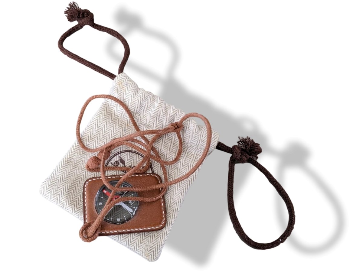 Hermes Special Ltd Issue Barenia HERMES PARFUMEUR 2010 COMPASS Pendant Necklace, Pochette! - poupishop