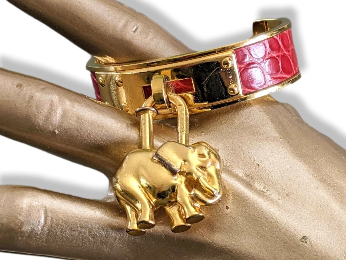 Hermes Vintage 1980s Plated gold ELEPHANT Cadena Padlock Charm GHW, Rare! - poupishop