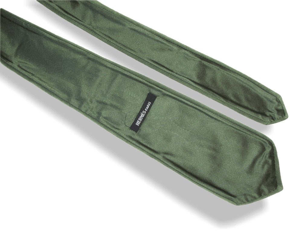 Hermes Vintage 60s Green Suede Arabesques Tie Lined with Satin of Silk 3.94", Rare! - poupishop