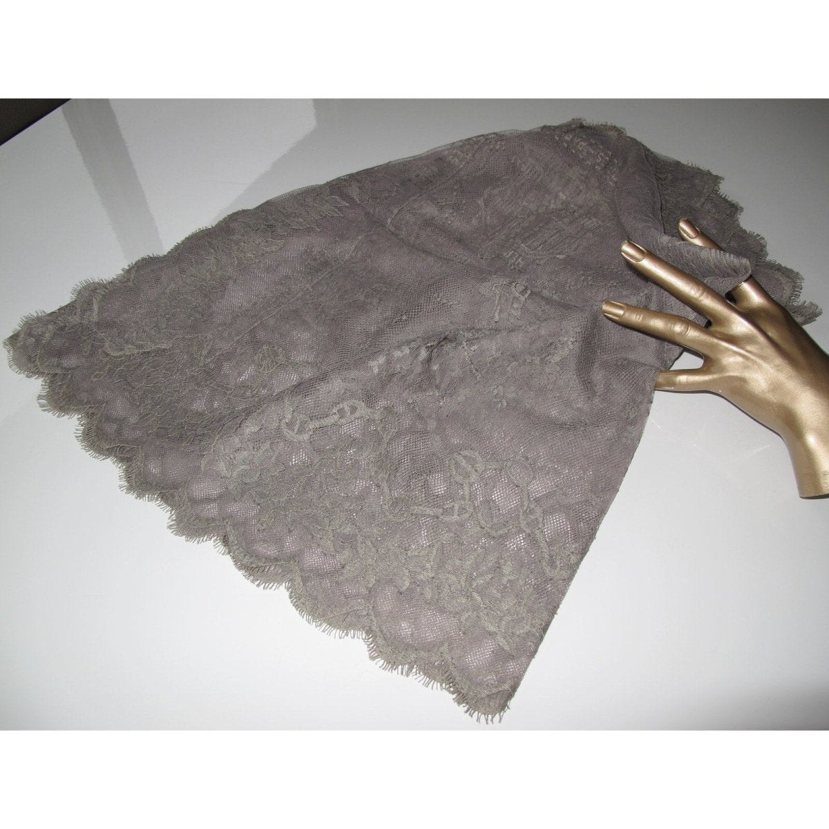 Hermes Vintage Exceptional Etoupe Lace Dentelles Embroidered Stole 76" x 24", Rare! - poupishop