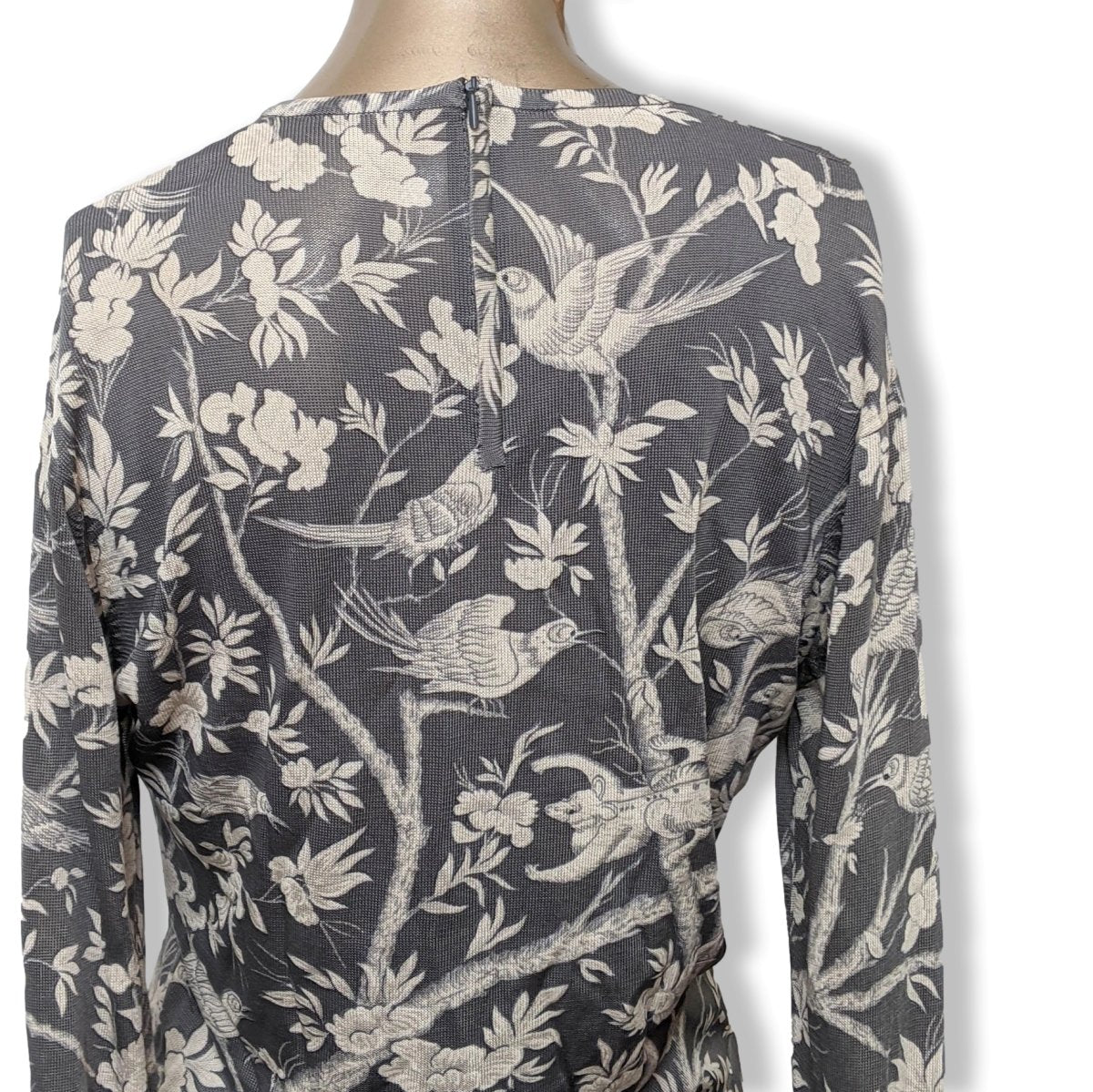 Hermes Vintage Gris/Blanc VIEILLE CHINE Long Sleeves Top Mesh Maille de Jersey de Soie, Rare! - poupishop